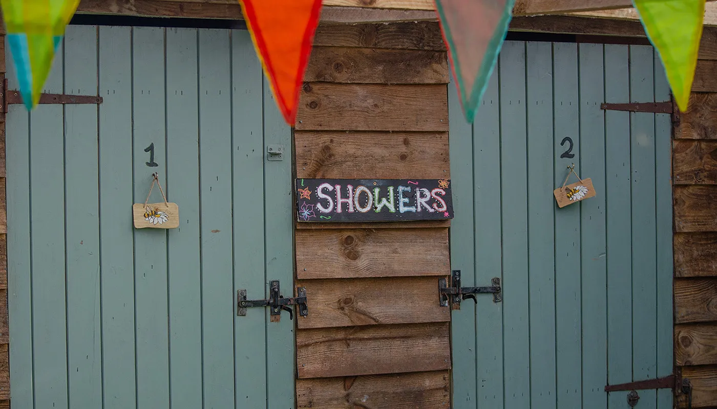 Campsite Facilities - Showers for Campers Campsite Facilities - Showers for Campers